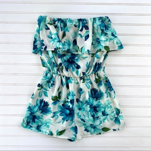 Tropical floral shorts romper Size Small - Picture 5 of 13